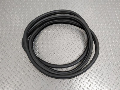 2014-2016 LAND ROVER LR4 FRONT RIGHT SIDE DOOR SEAL WEATHERSTRIP RUBBER OEM