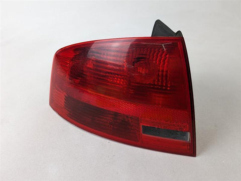 2004-2009 AUDI A4 REAR LEFT DRIVER SIDE TAIL LIGHT ASSEMBLY R965070 OEM