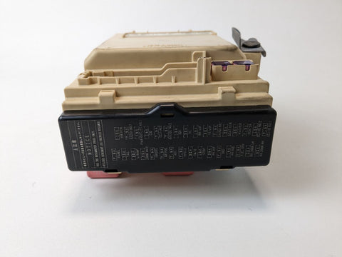 2006-2008 LEXUS RX400H POWER DISTRIBUTION CABIN FUSE RELAY BOX 8267048060 OEM