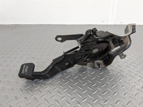 2006-2008 LEXUS RX400H EMERGENCY PARKING BRAKE PEDAL ASSEMBLY 46200-48080 OEM